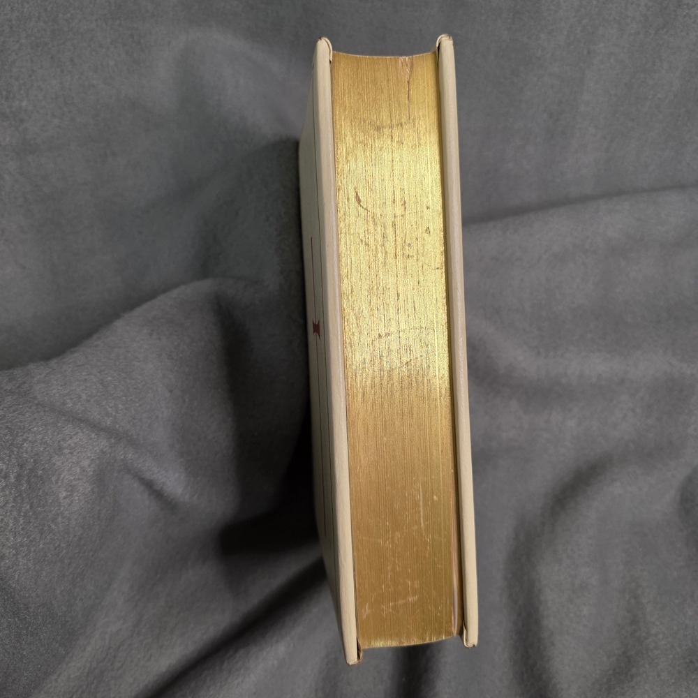 Stampley Sagrada Biblia Spanish Holy Bible White Gold Gilded Nueva Guadalupana - Picture 4 of 12